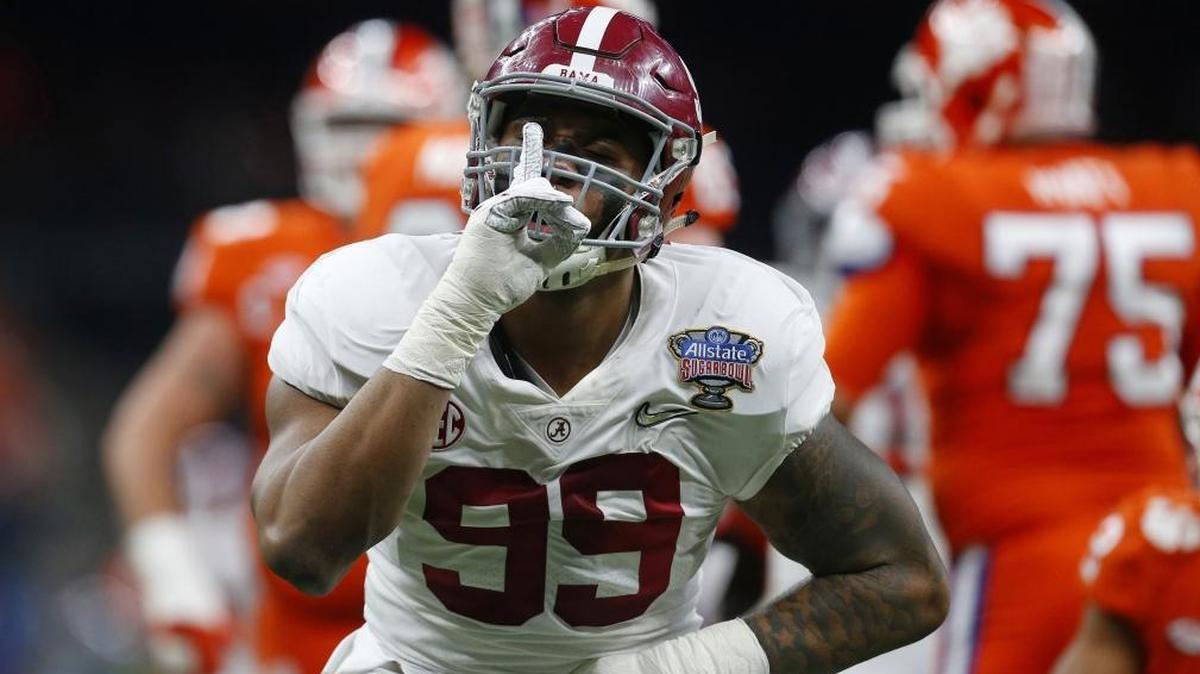 Just like Alabama defensive lineman Raekwon Davis gestured, the Crimson Tide quieted Clemson’s offense throughout the first half of the Sugar Bowl semi-final playoff game Monday.