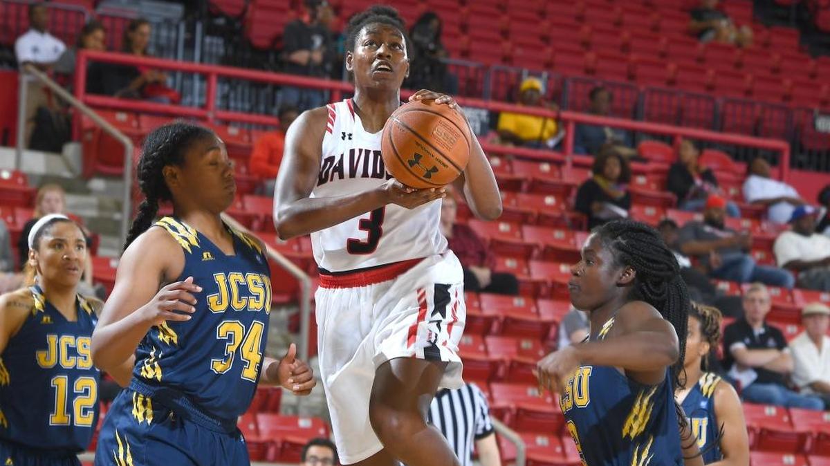 Davidson forward Andrea Robinson (3) goes to the basket against Johnson C. Smith earlier this season.