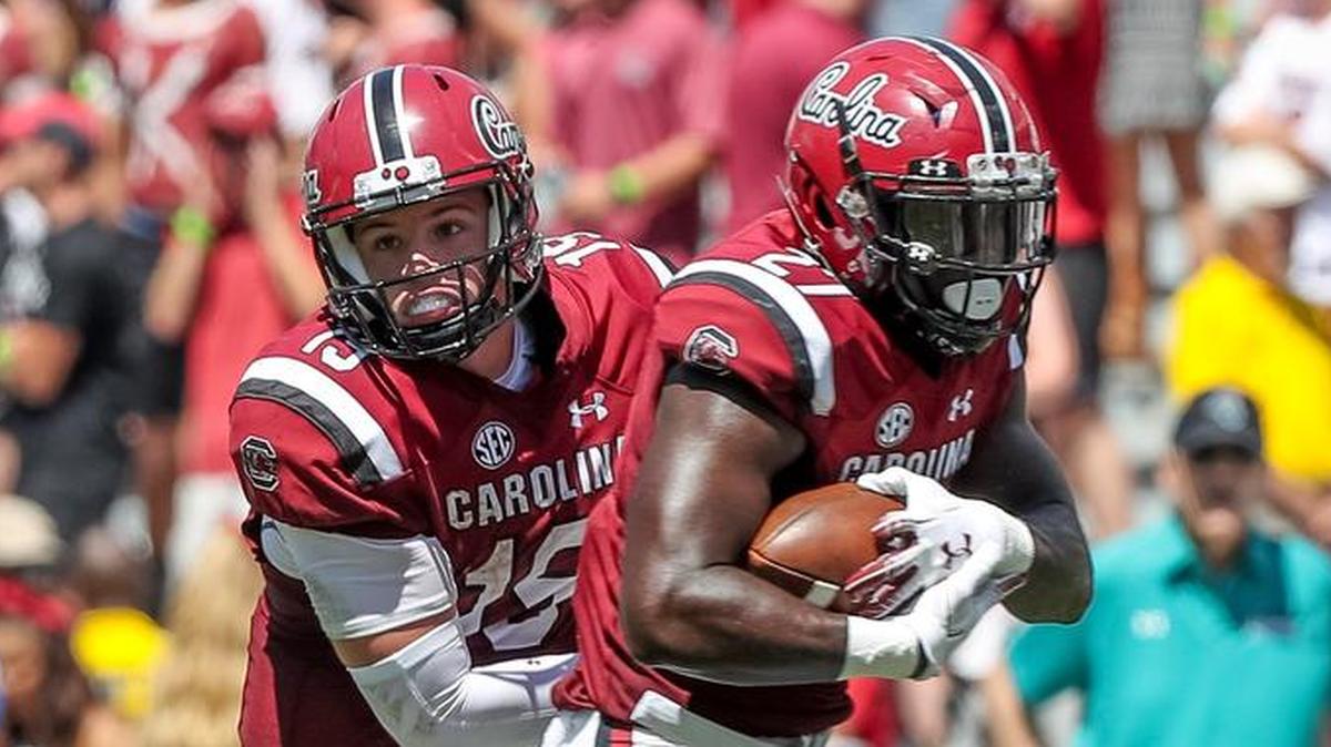 South Carolina quarterback Jake Bentley, left, running back Ty’Son Williams and the 24th-ranked Gamecocks will play host to No. 3 Georgia on Saturday in a key SEC matchup at Williams-Brice Stadium.
