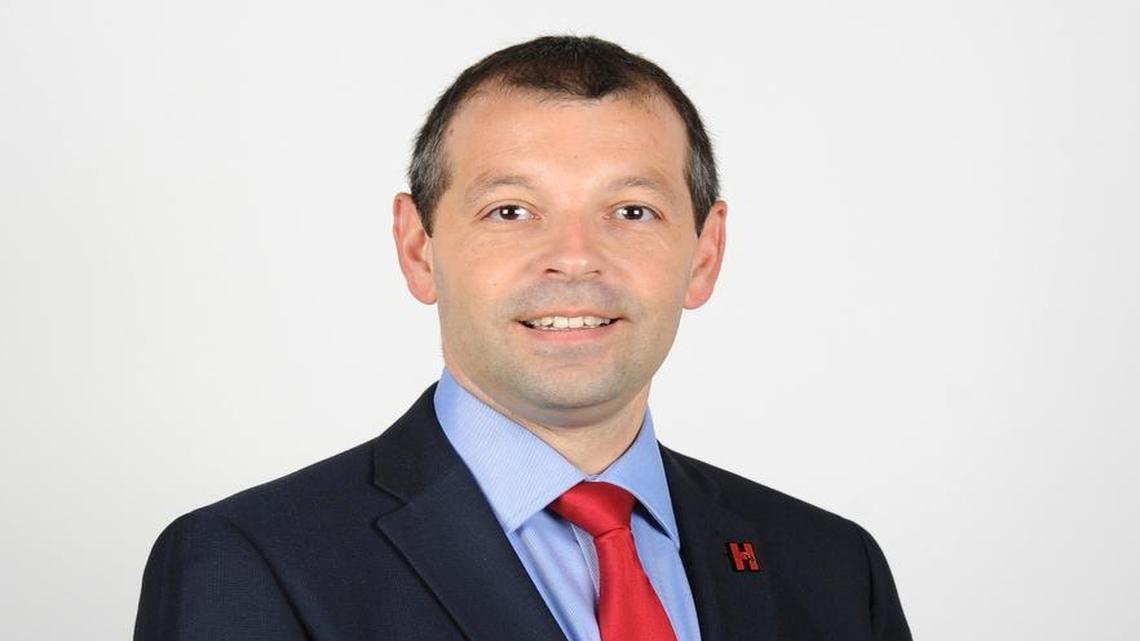 The Charlotte 49ers hire Ivo Simovic as an assistant men’s basketball coach.