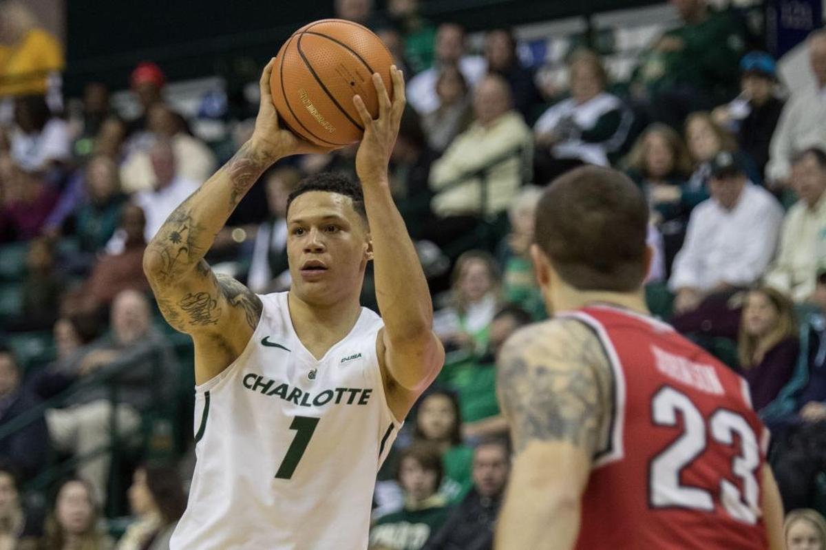 Charlotte 49ers forward Najee Garvin (1) looks for an outlet against Western Kentucky at Halton Arena on Saturday, Jan. 13, 2018.