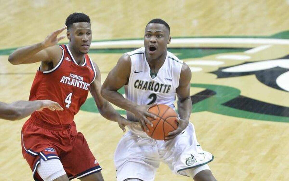 
According to sources, Charlotte 49ers guard Torin Dorn (right), the Conference USA Freshman of the Year, has requested his release from the school and plans to transfer. 
