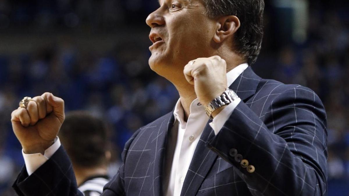 Coach John Calipari’s Kentucky team is the SEC’s only serious NCAA title contender, but new coaches and improved recruiting (particularly at Auburn and Texas A&M) have the SEC on the way back after several substandard seasons.