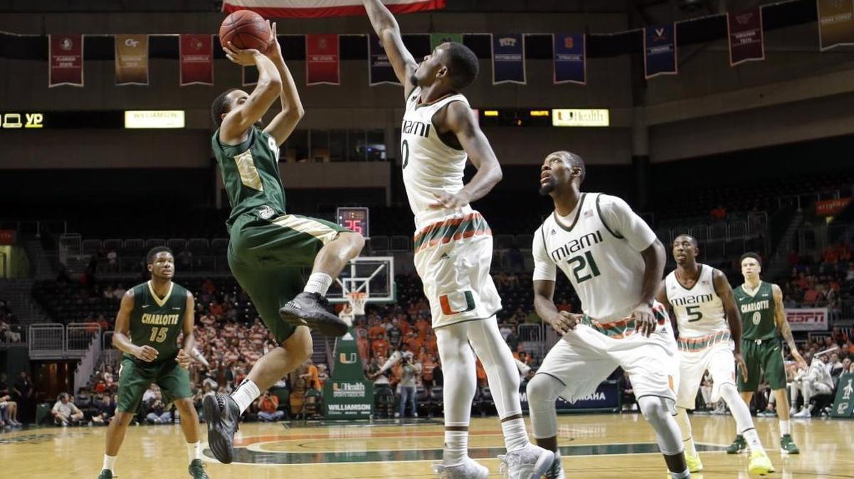 Charlotte guard Jon Davis (3), seen here in action against Miami last week, came off the bench Wednesday and scored 19 points in a loss to Campbell.