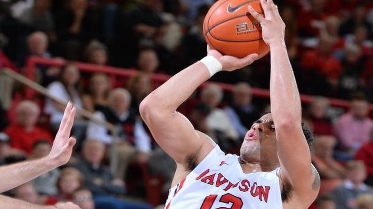 Davidson’s men’s basketball team, now outfittted by Nike, will switch to Under Armour in 2018. The rest of the Wildcats’ athletic teams will make the change for the 2016-17 season.