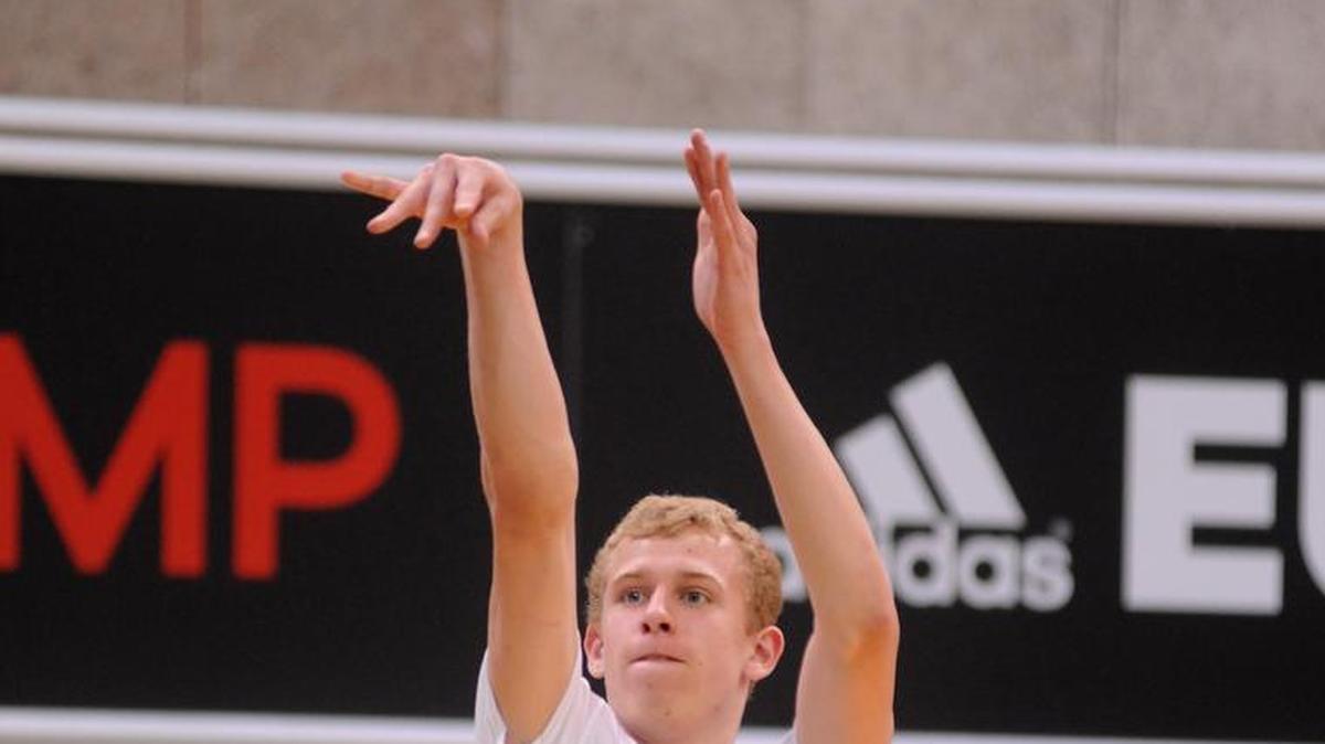 
Maverick Rowan, above, ranked as the No. 37 prospect in the class of 2015 by Scout, gives N.C. State another strong outside shooting option to go with West Virginia transfer Terry Henderson.


