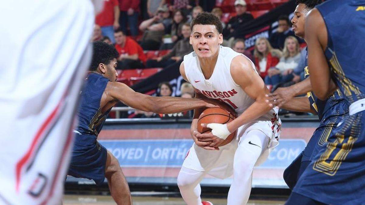 Davidson freshman guard Kellan Grady led the Wildcats Saturday with 23 points and eight rebounds, both team highs, in a 87-58 Atlantic 10 win at George Washington. Grady led four Davidson players in double figures.