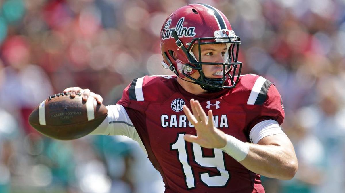 South Carolina quarterback Jake Bentley will return to the Gamecocks on Saturday against Texas A&M after missing last week against Missouri with a sprain in his left knee.