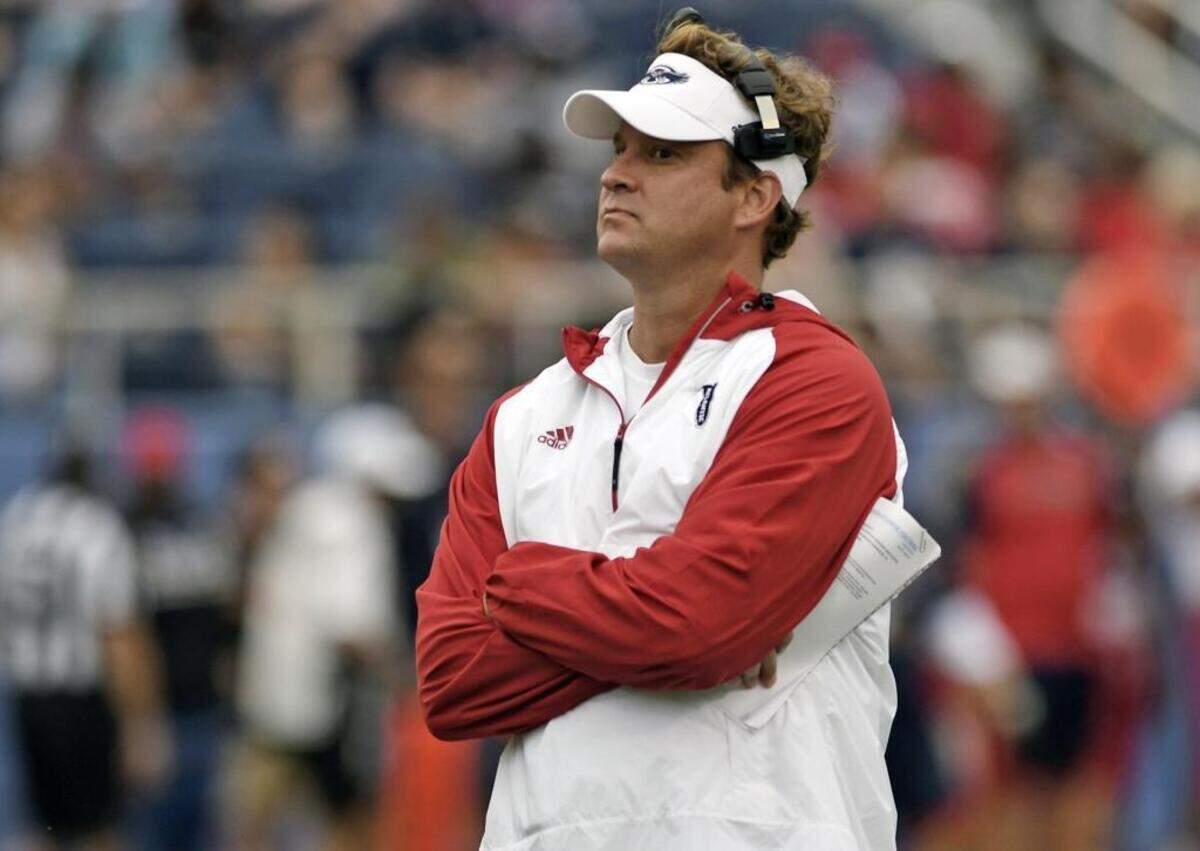 Florida Atlantic University coach Lane Kiffin Kiffin’s been in charge before at Tennessee and USC, but flamed out spectacularly in both – so, has he finally figured it out?