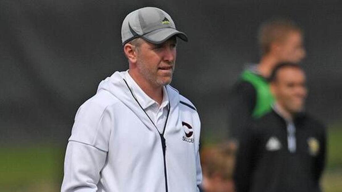Mike Babst, who compiled an 87-23-12 record in six seasons at the University of Chicago, was named head coach at Davidson on Thursday.