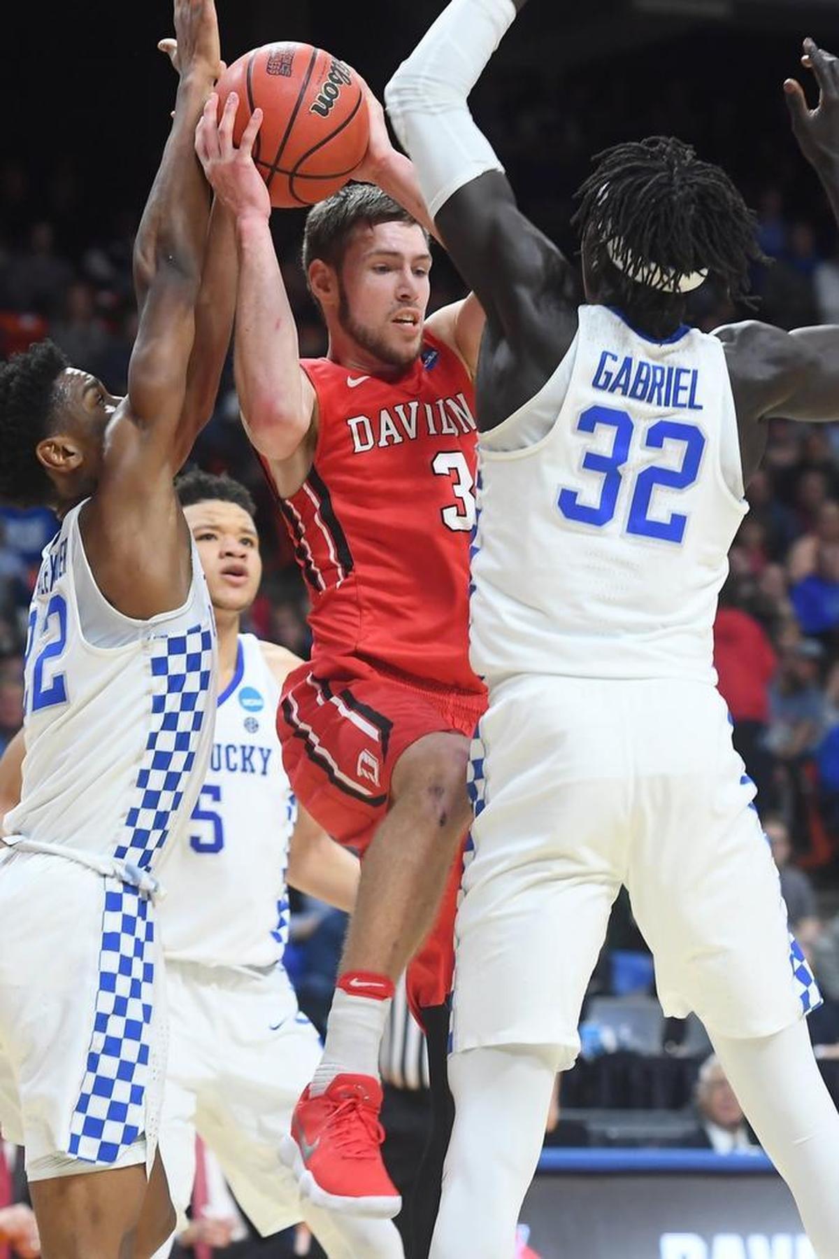 Davidson gaurd Jon Axel Gudmundsson (03) shot Davidson back into this game in the second half, making all six of his 3-pointers to finish with 21 points.