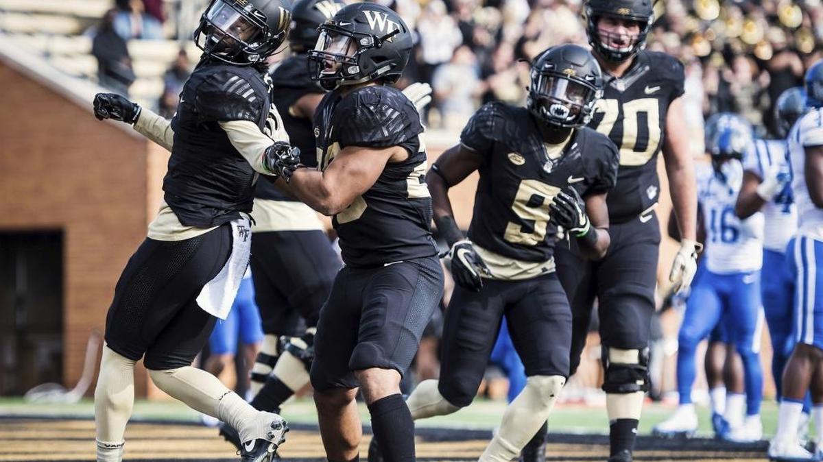 Wake Forest will play in the 2017 Belk Bowl against Texas A&M.