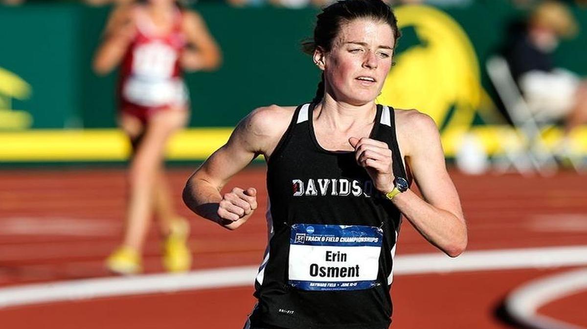 Former All-American Erin Osment ran an incredible race at the Jacksonville Bank Half Marathon, qualifying for the 2016 Olympic trials.