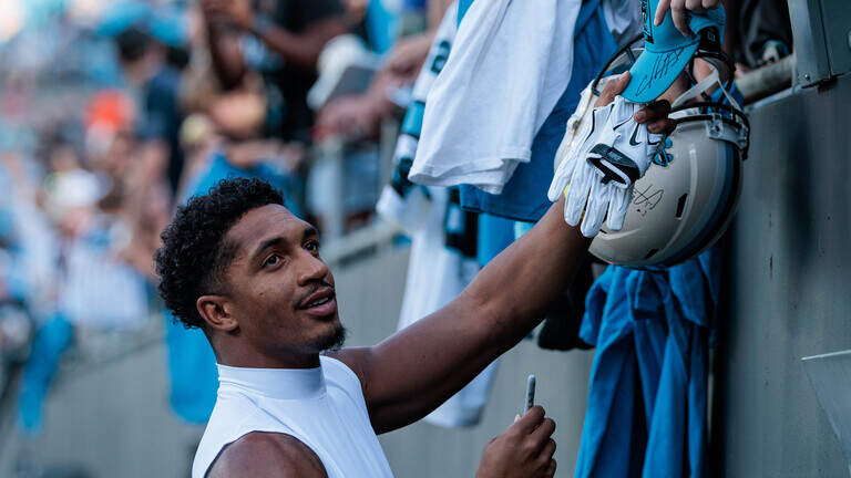 Carolina Panthers gain one offensive star but lose another to hamstring injury