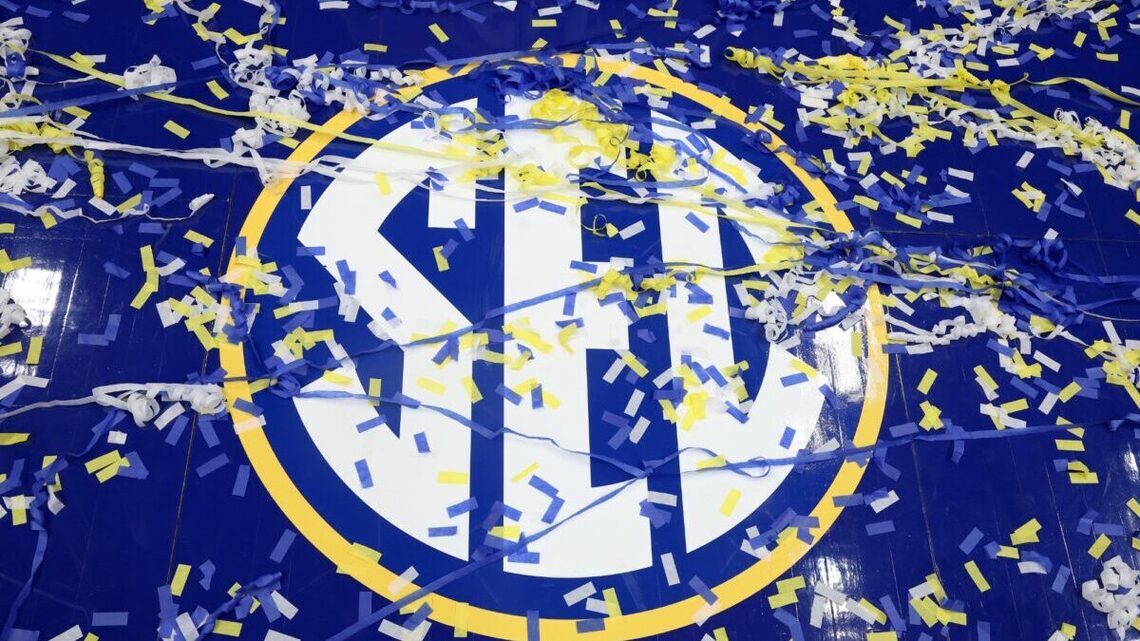 SEC lands 5 spots in our basketball home-court rankings. Did we get it right?