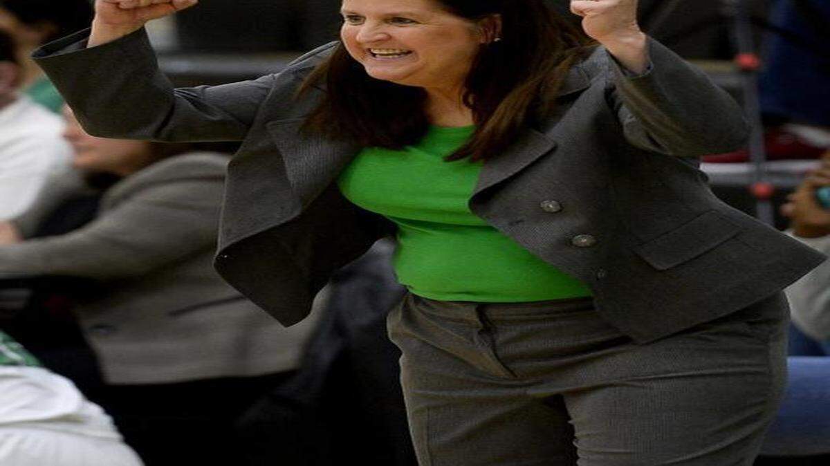 
Myers Park girls coach Barbara Nelson said her team is playing its best basketball of the season after beating previously unbeaten Winston-Salem Reynolds 64-36 in the NCHSAA Class 4A quarterfinals Thursday.

