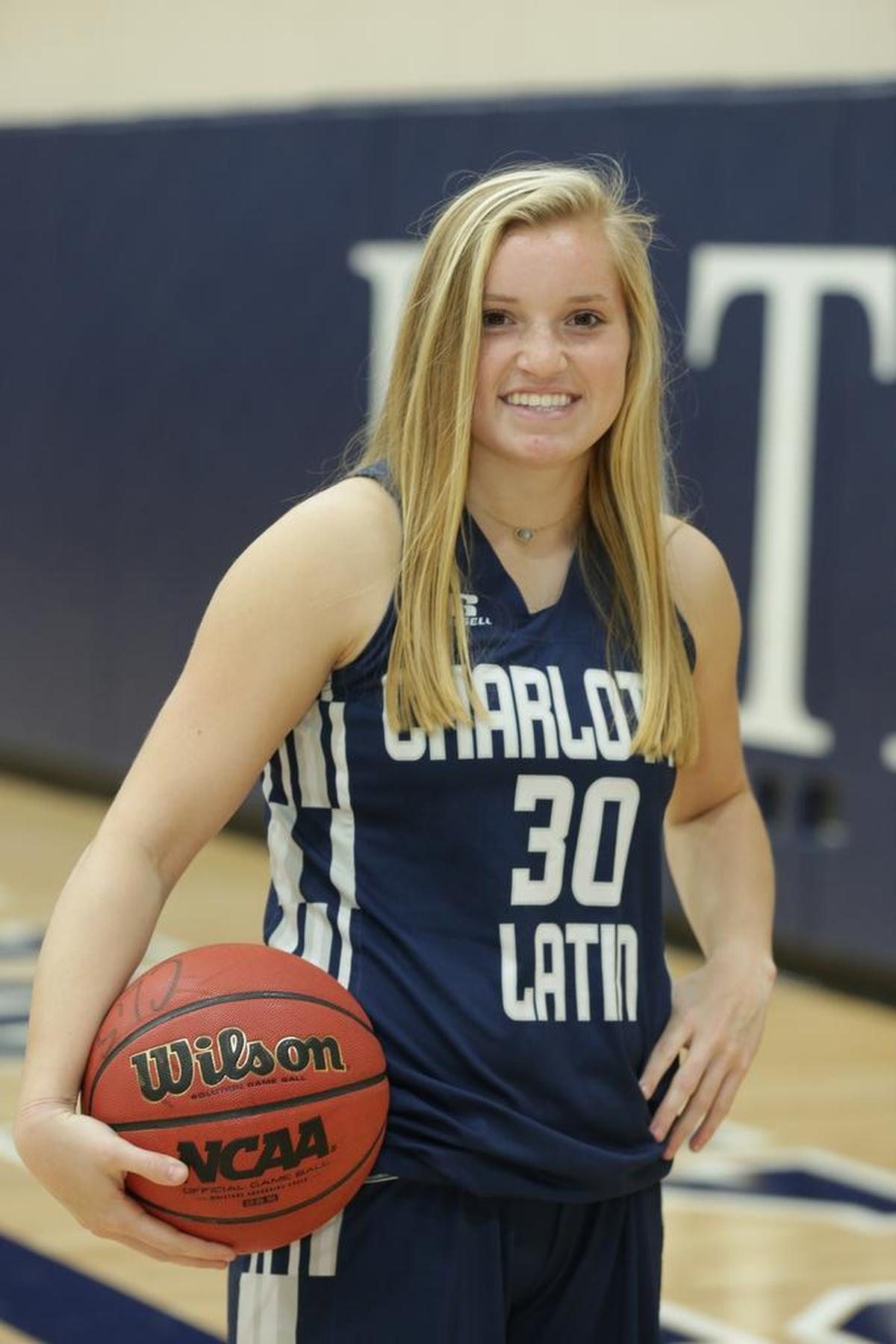 Charlotte Latin basketball star Claudia Dickey