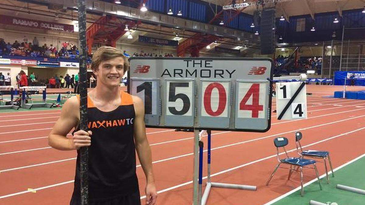 
Marvin Ridge’s Bailey Frederick vaulted a personal-best 15 feet, 4.25 inches to win the Emerging Elite title at the New Balance Nationals Indoor. 
