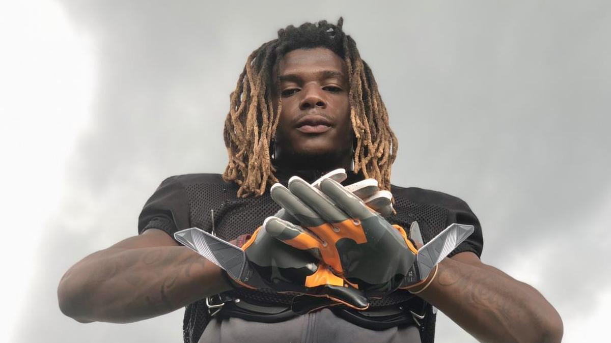 Tennessee recruit Tyus Fields and Hough’s Huskies, the No. 1 team in the Observer’s Sweet 16 poll, blew out rival Ardrey Kell Wednesday night. High school football games were moved up due to Hurricane Florence