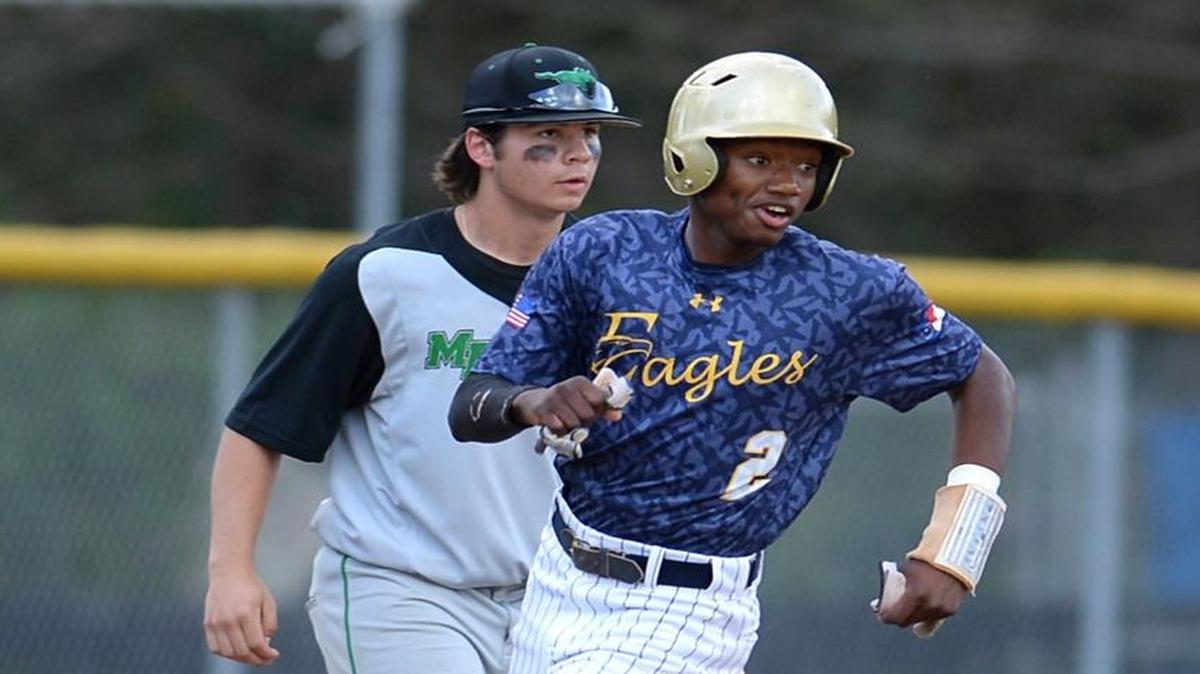 East Meck runner Derrick Rabb is #BIG5 performer for Friday, April 21