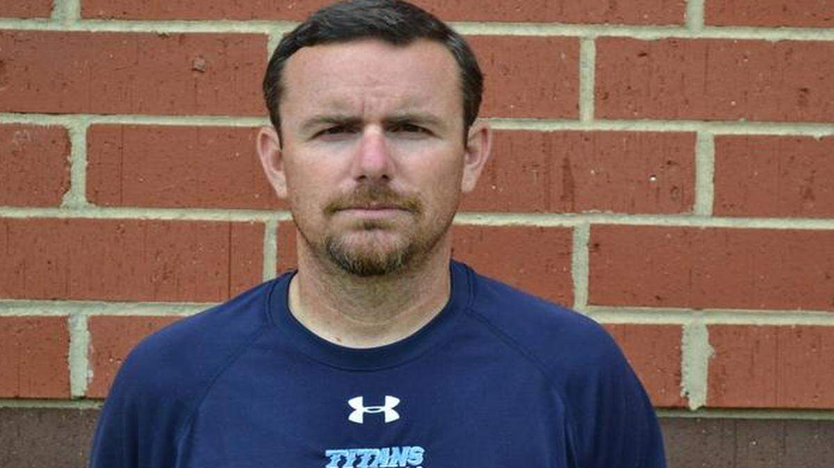 
Hopewell football coach Matthew Jenkins has resigned.
