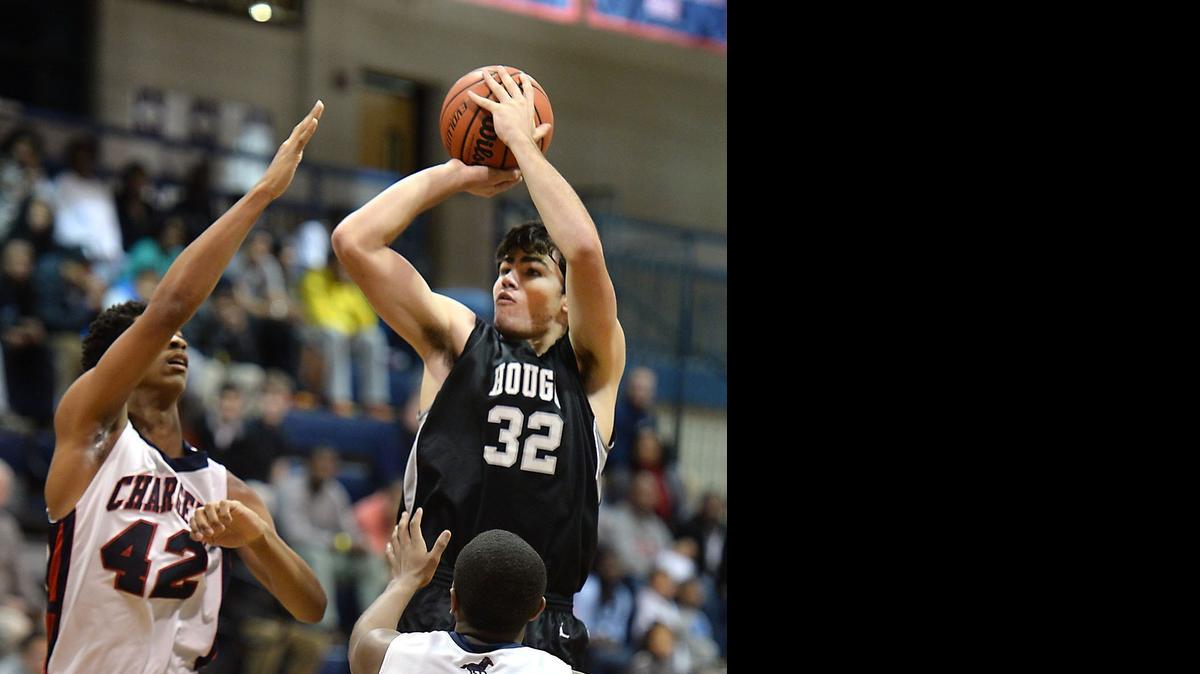 
Hough forward Luke Maye (32) was named MVP of the 42nd annual Capital Classic All-Star game in Washington, D.C. Maye is a UNC basketball recruit. TODD SUMLIN - tsumlin@charlotteobserver.com
