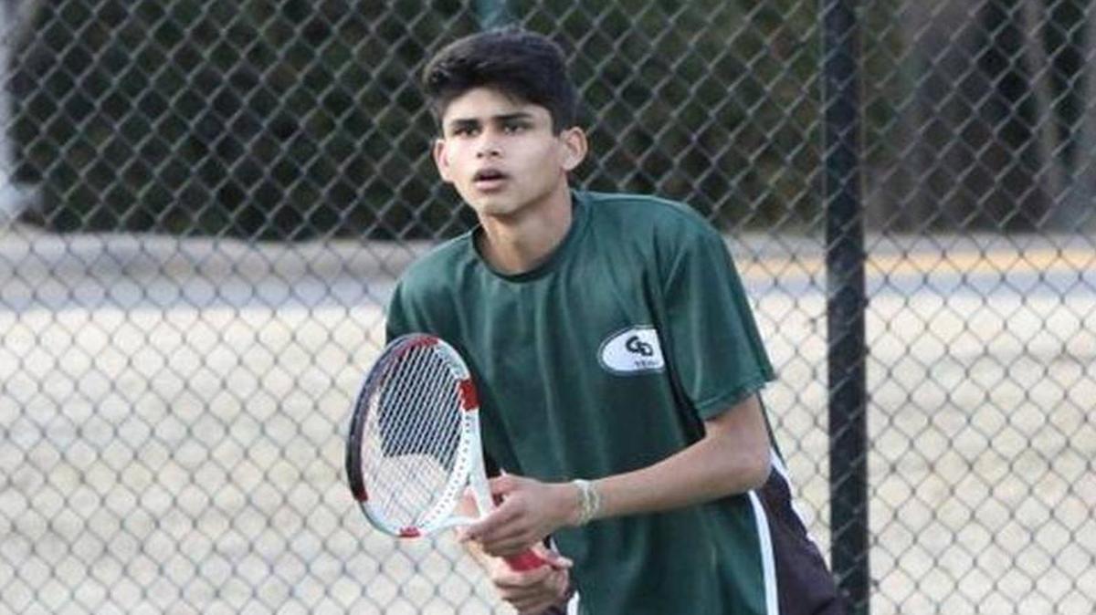 
Charlotte Country Day’s Kavir Kumar is 2015 All Observer boys tennis player of the year
