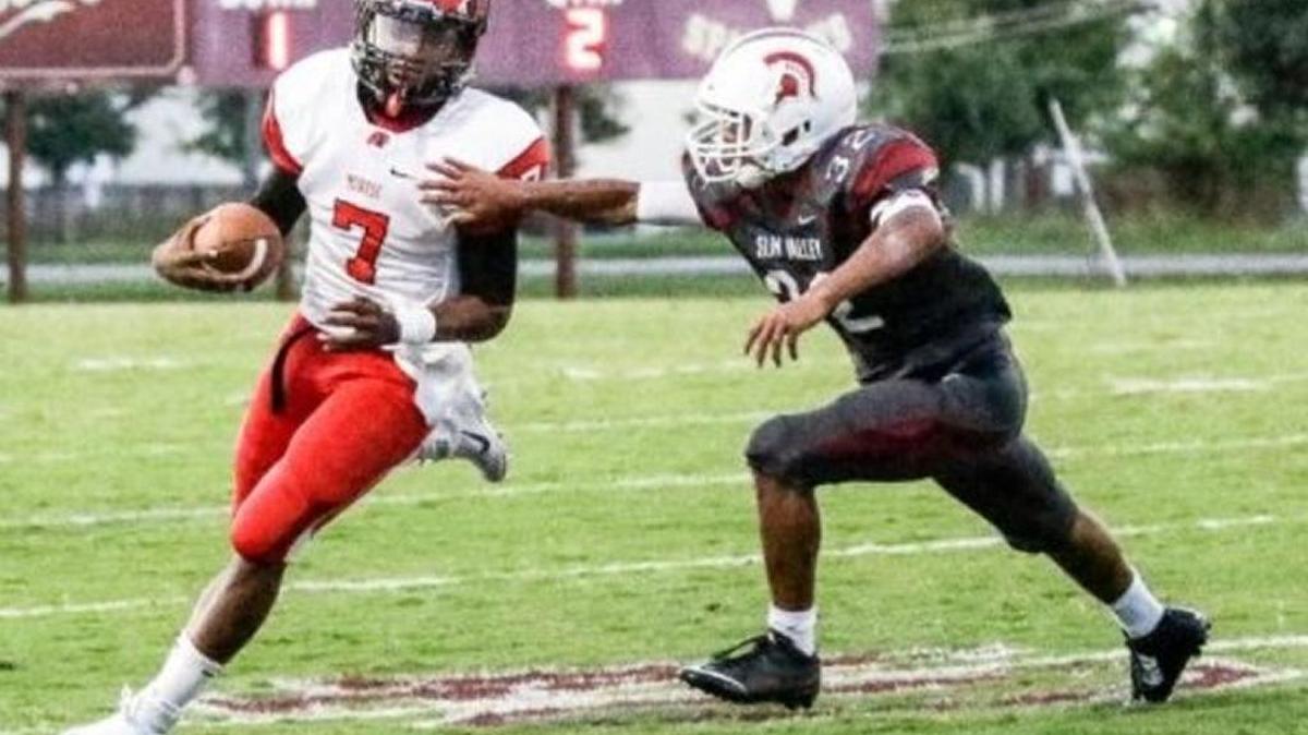 Monroe High QB Zephaniah Wall will miss the rest of the season after tearing a ligament in his knee