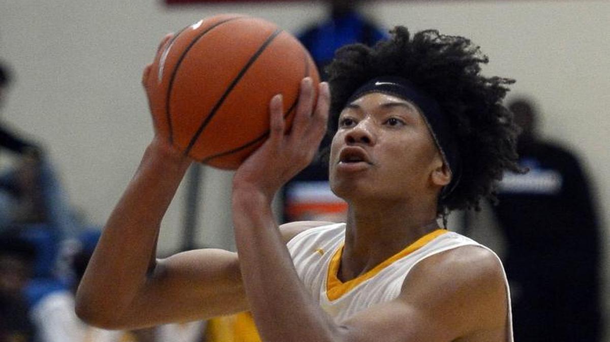West Charlotte's Isayah Johnson and the Lions have a huge conference game Friday with rival Mallard Creek