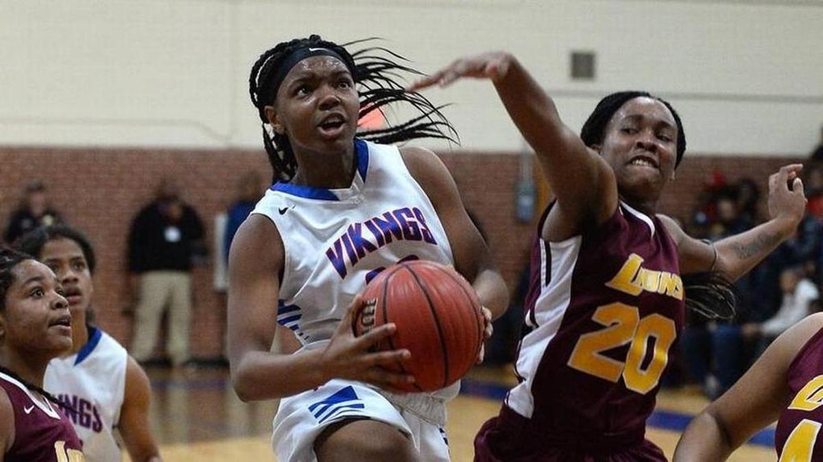 North Meck’s Jessica Timmons had 34 points against East Lincoln Thursdsay