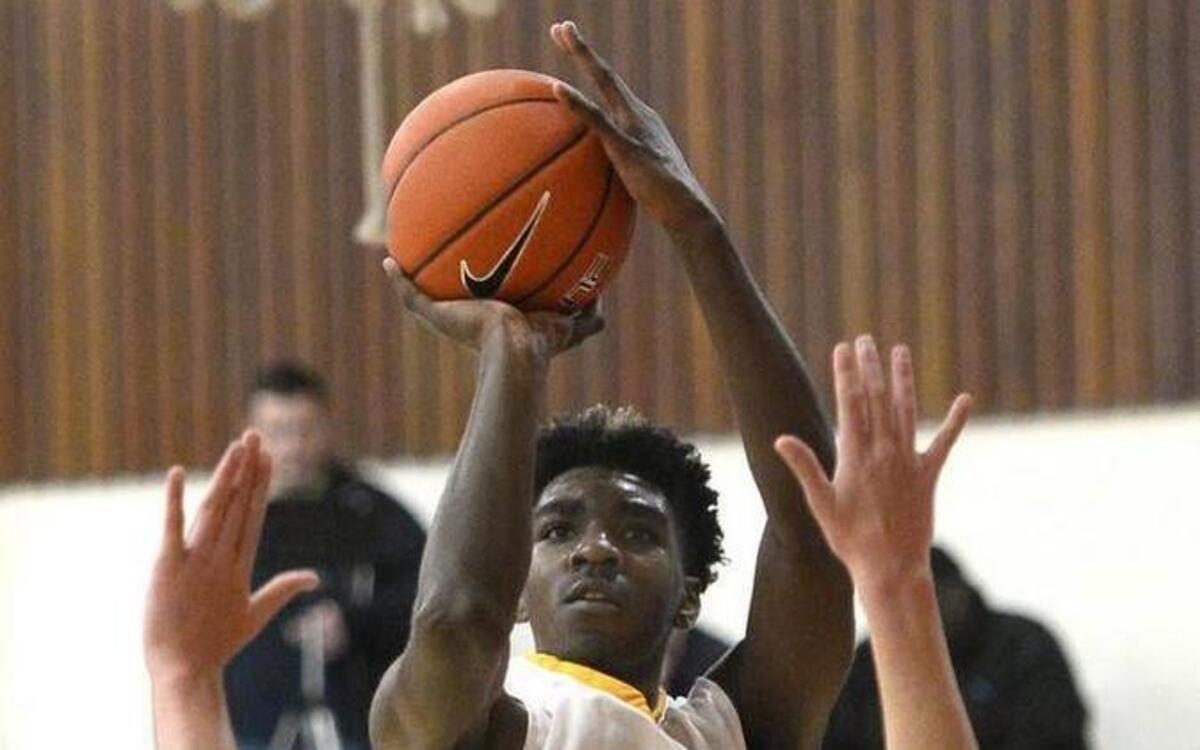 West Charlotte’s Patrick Williams is a Charlotte Observer high school basketball player of the week