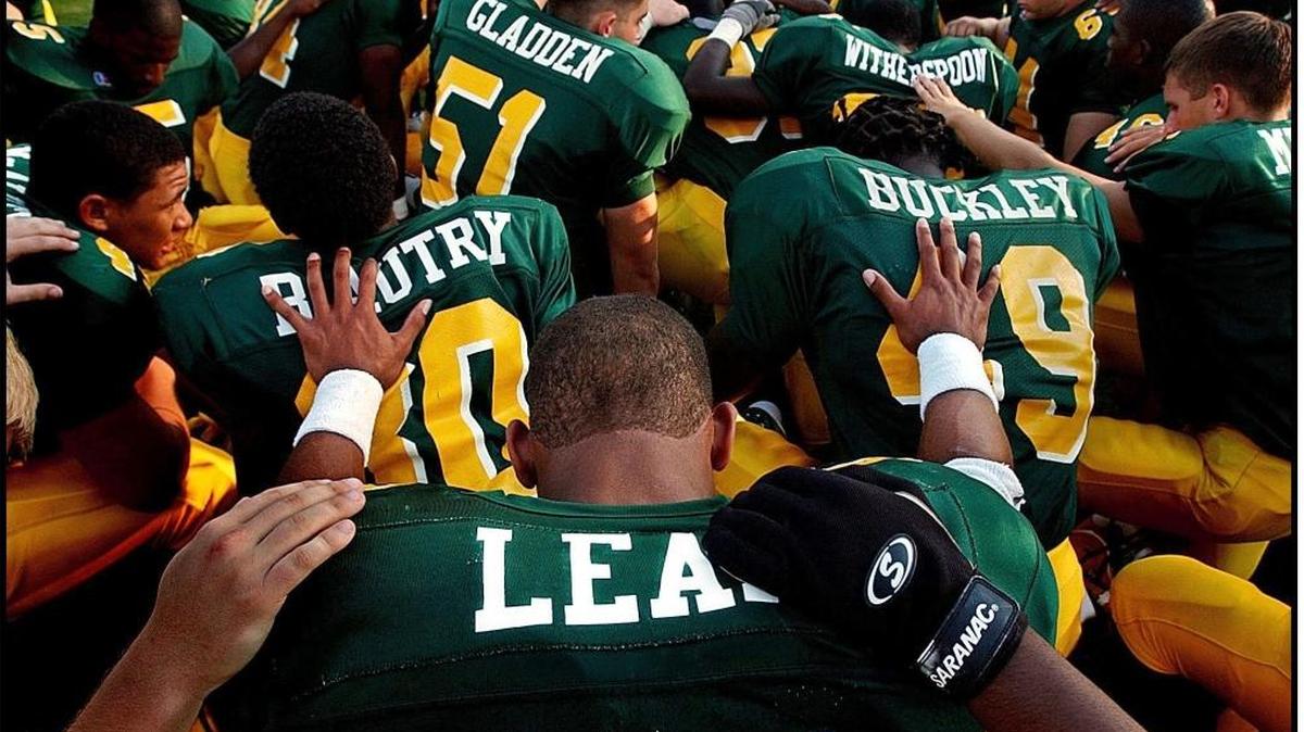 Independence Quarterback Chris Leak led Independence High to three straight state titles from 2000-02.PATRICK SCHNEIDER/STAFF