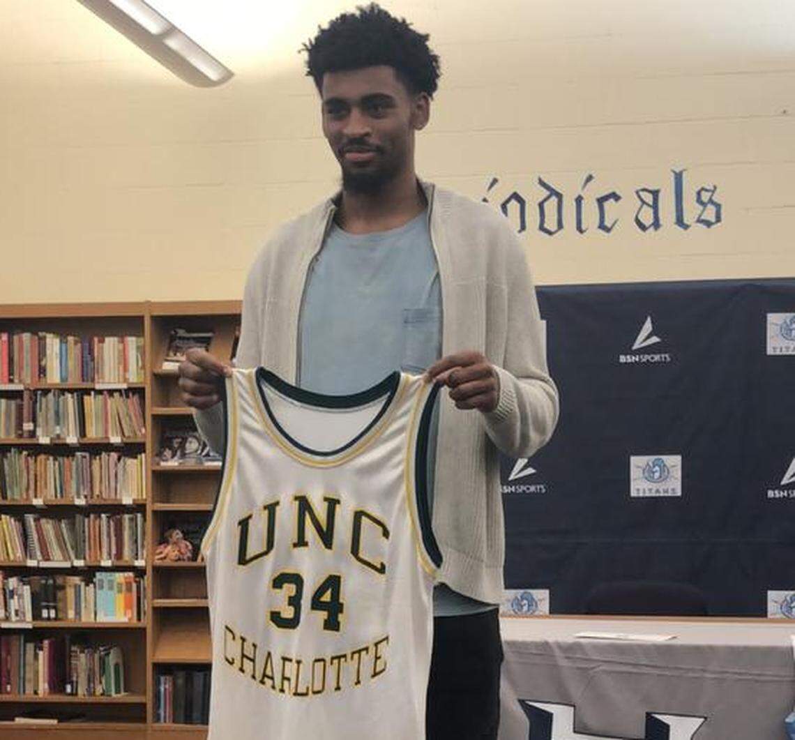 Hopewell High boys basketball star Brice Williams committed to the Charlotte 49ers Wednesday, the same school where his father was once a star