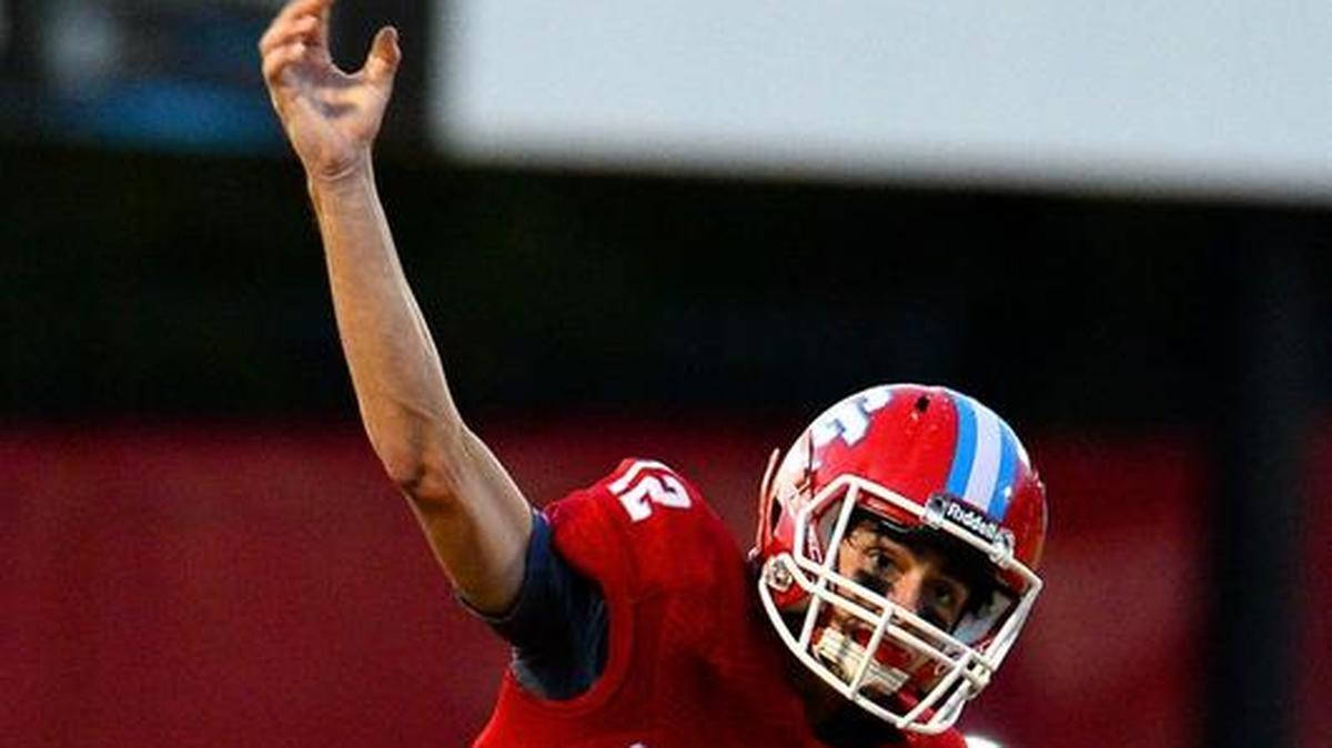 Charlotte Catholic quarterback Chris Walton is an Observer top performer after Saturday’s games