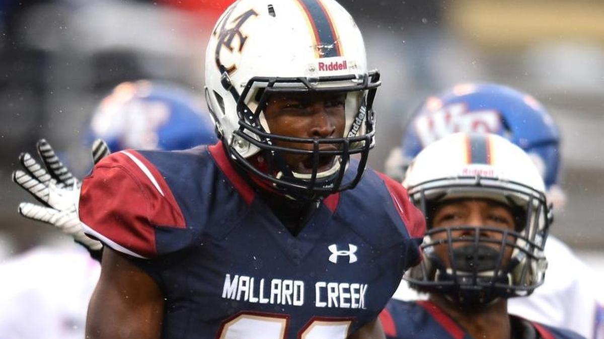 Mallard Creek linebacker J’trell Washington, left, and the Mavericks kick off the season ranked No. 1 in a statewide preseason poll. Mallard Creek opens the season later this month against S.C. 5A state champ Dutch Fork