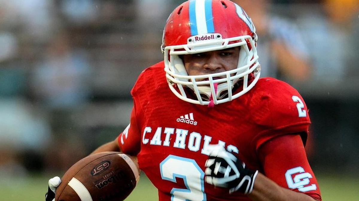 
Charlotte Catholic running back Jaret Anderson (2) is player to watch from Charlotte’s SoMeck 8 conference for 2015
