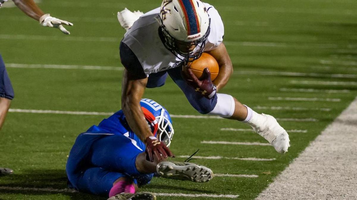 Mallard Creek senior Charles Mincey Jr. runs for a first down early in a Friday win over I-MECK 4A rival North Meck.