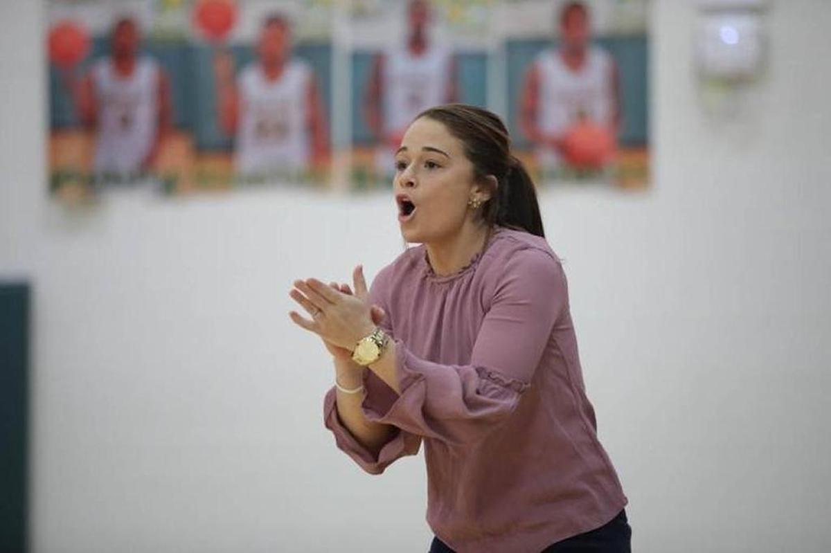 Independence girls basketball coach Lauren Galvani