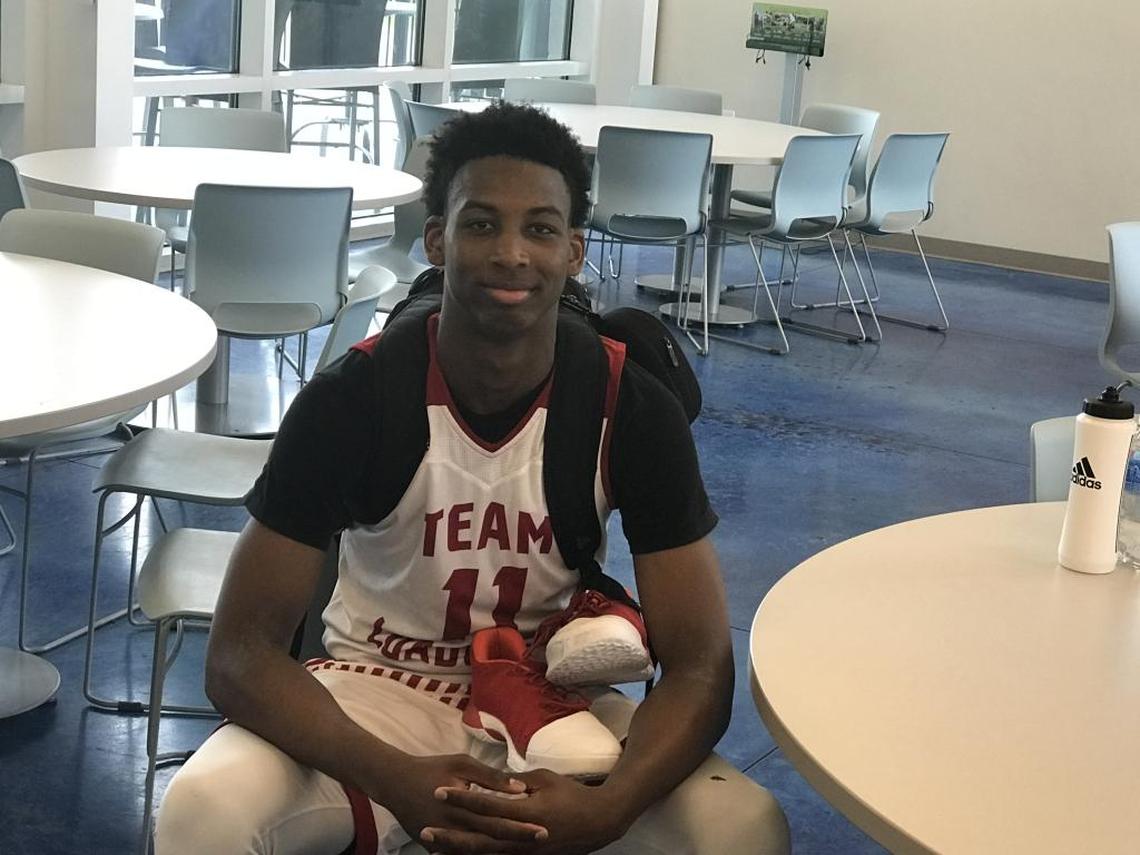 Nate Hinton averaged 19.1 points to lead Gaston Day in scoring last season.