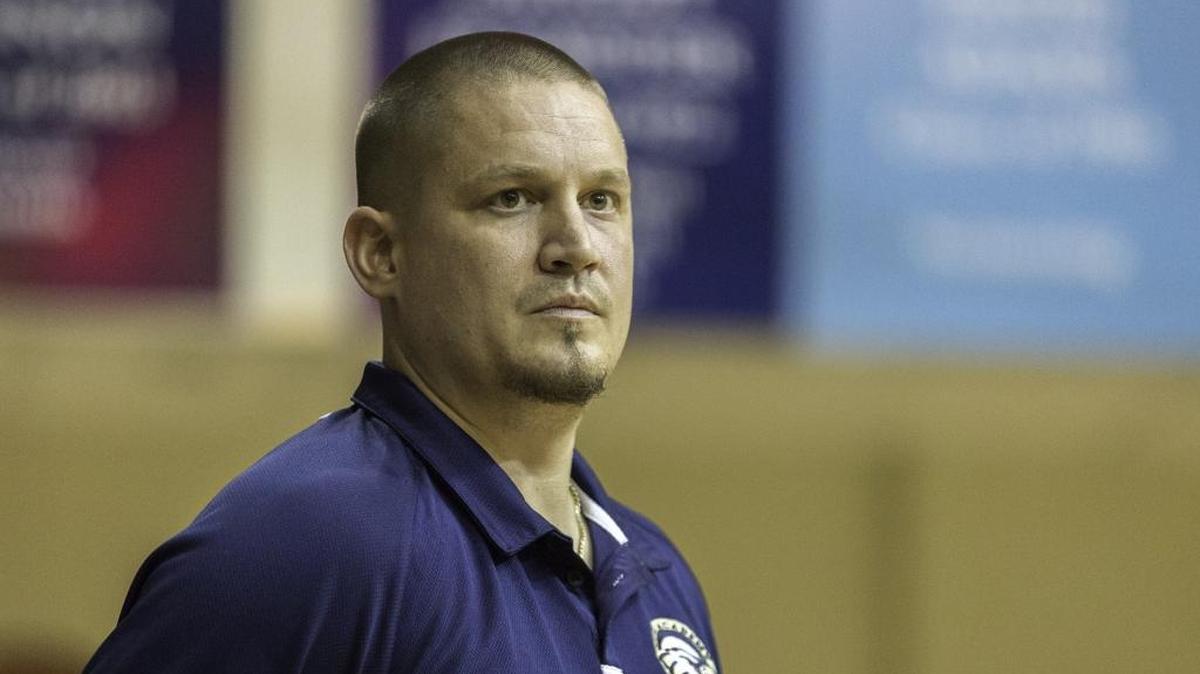 Concord First Assembly Head Coach Frank Cantadore has his team on an eight-game win streak.