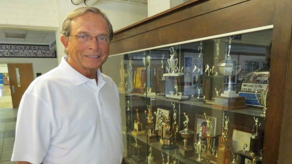 Former North Mecklenburg boys basketball coach and athletics director retired in 2009. He’ll be inducted into the N.C. High School Athletic Association Hall of Fame on Thursday.