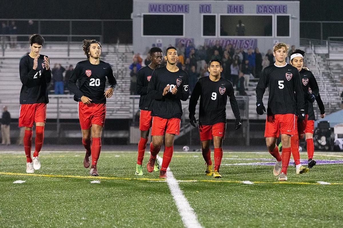 South Meck readies to take the field before Tuesday’s state semifinal against Myers Park. Myers Park won 2-1.