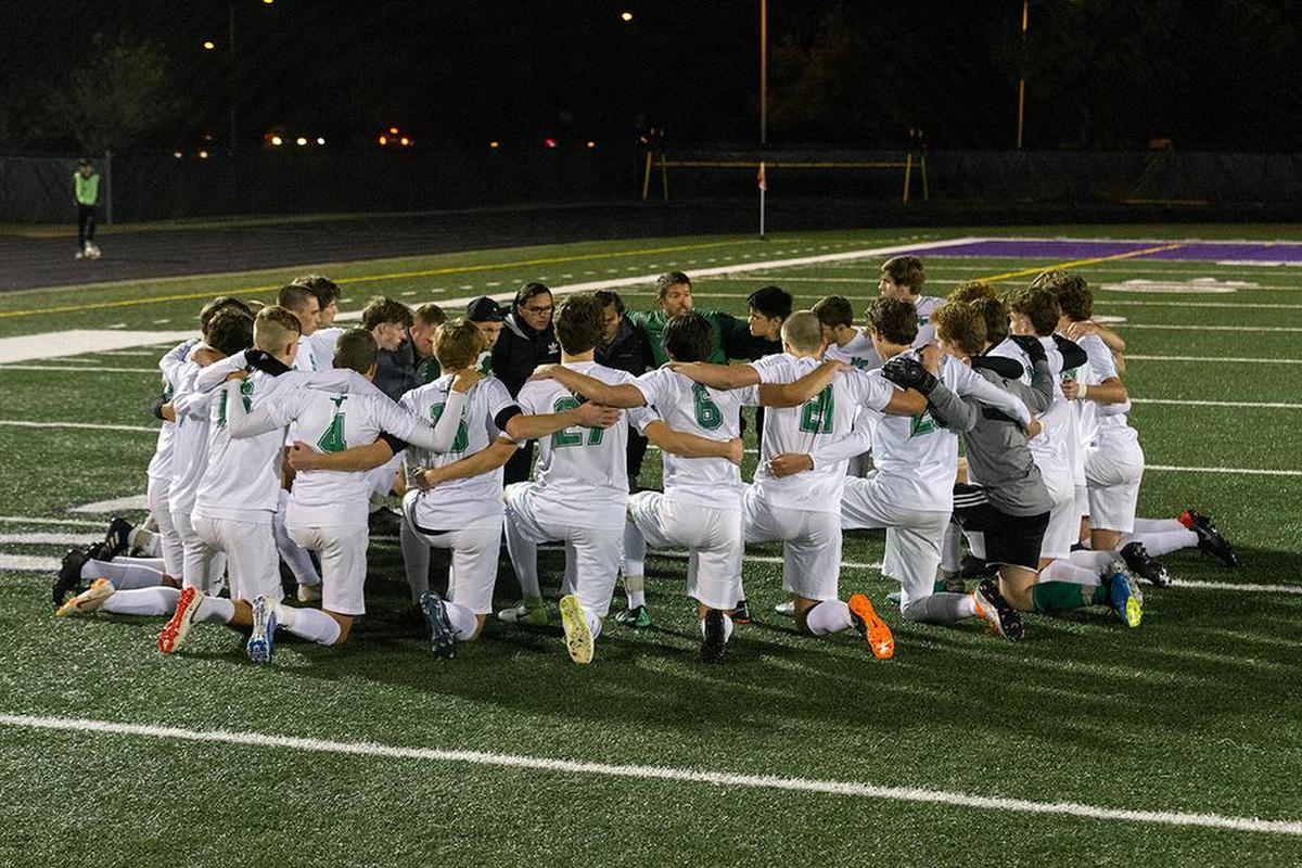 Myers Park readies to take the field before playing South Meck in the state semifinals. Myers Park won 2-1.