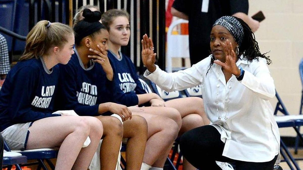 Charlotte Latin girls basketball coach Charisse Mapp led her team to a huge upset of Providence Day in a CISAA conference game Friday.