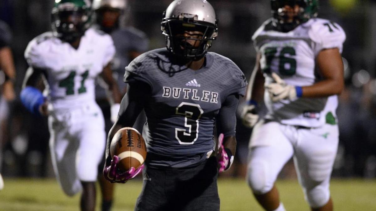Butler's Dirk Cureton (3) and the Bulldogs are among the top 10 N.C. 4A teams in the state