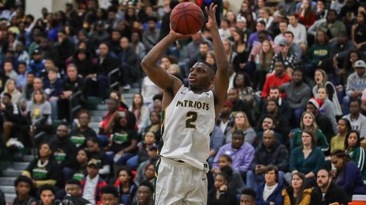 Independence senior Jamarius Burton is one of the Charlotte Observer players of the week in high school basketball