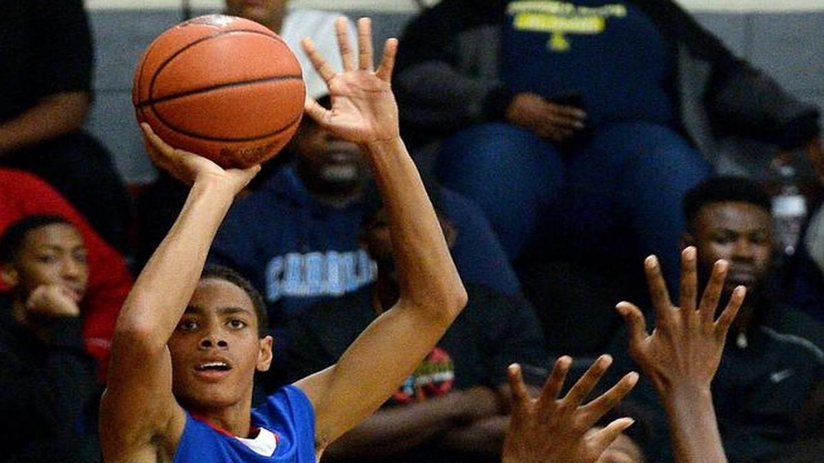 North Meck's Tristan Maxwell, son of former Houston Rockets star Vernon “Mad Max” Maxwell, had a perfect shooting night Tuesday in an easy win over AL Brown