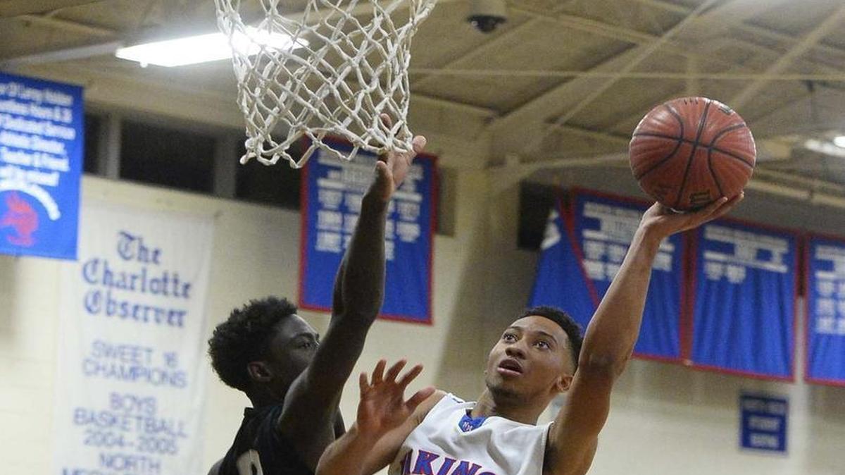 North Mecklenburg point guard Davion Mintz (10) has been on a scoring tear in the Vikings’ past five games, when he’s averaged almost 30 points.
