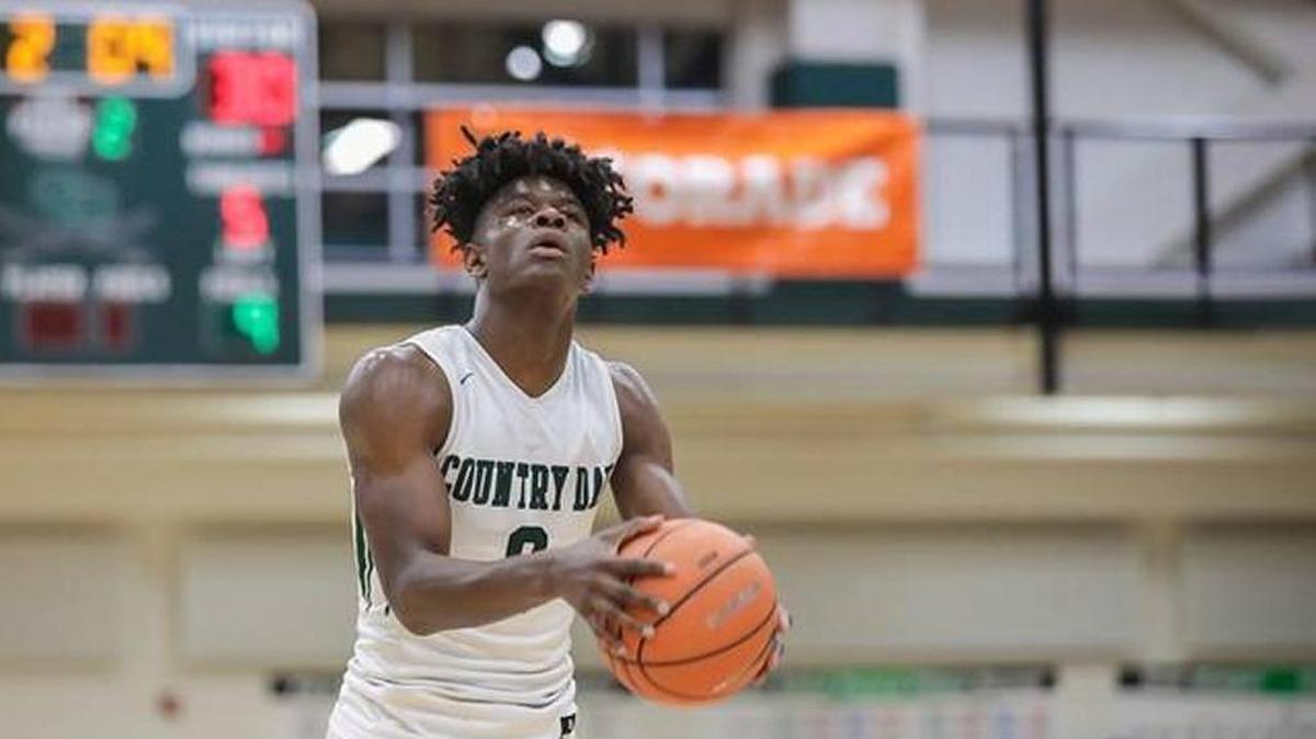 Charlotte Country Day’s DeAngelo Epps is a Charlotte Observer high school basketball player of the week