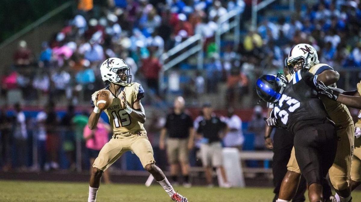 Mallard Creek QB Jadyn Washington will lead his team into a third round N.C. 4AA playoff game against state power Greensboro Page Friday